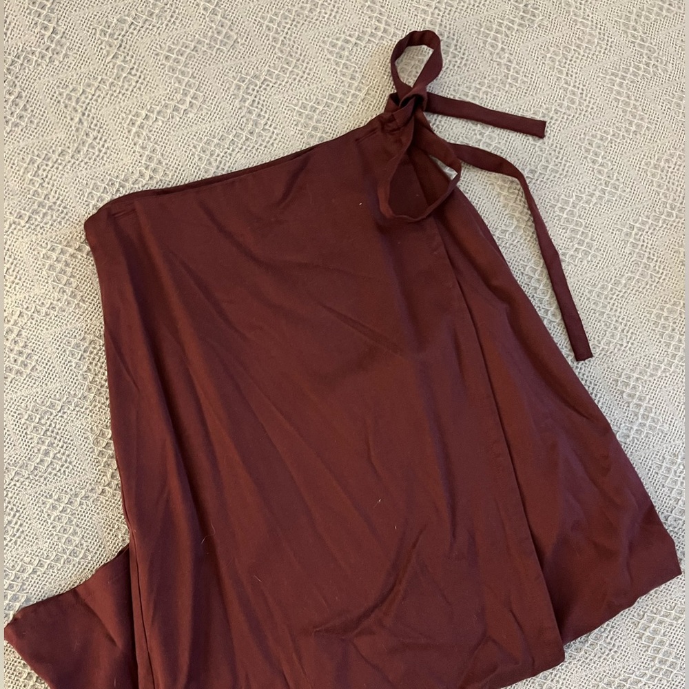 VETTA | Midi Wrap Skirt